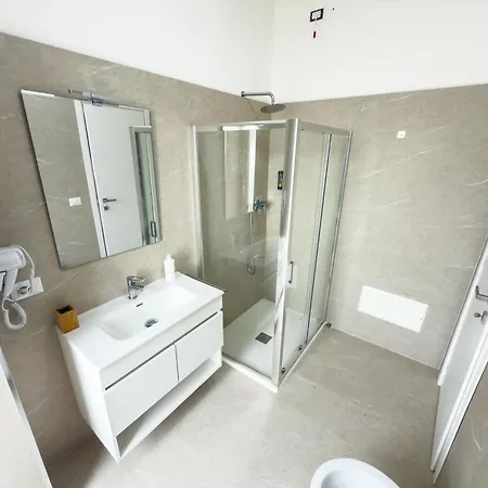 Myroom אריאנו אירפינו